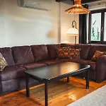 Balaton - Your Hide Away Holiday home *
