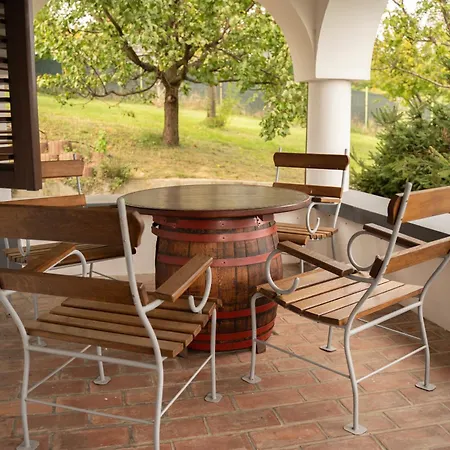 Vakantiehuis Balaton - Your Hide Away