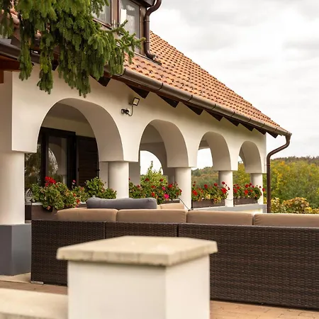 Balaton - Your Hide Away Holiday home Cserszegtomaj